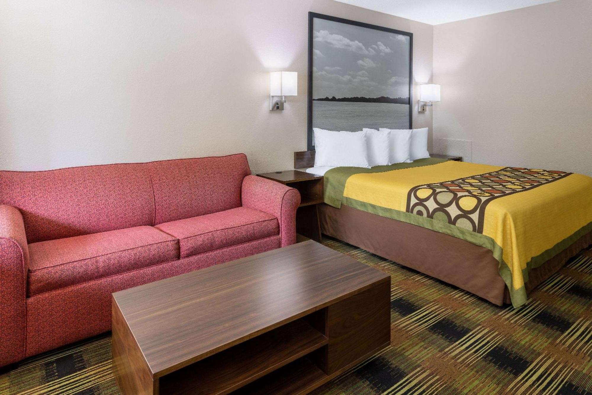 Super 8 By Wyndham Williamsburg/Historic Area Hotel Екстериор снимка